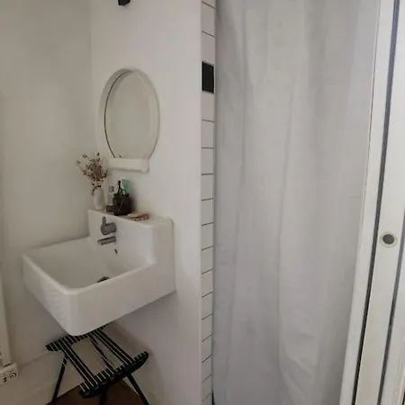Loft D'artiste Au Coeur De La בורדו